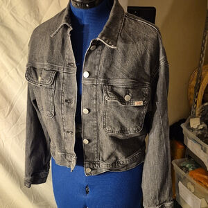 Levi's Black Wash Trucker Jacket. sz.M Excellent condition..(#2011)..